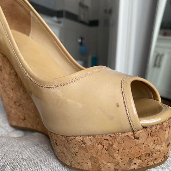 JIMMY CHOO Patent Leather Wedged Sandals - Picture 7 of 7